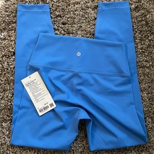 NWOT Lululemon Blue Nile Leggings